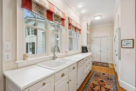 500 Central Avenue Summerville SC 29483
