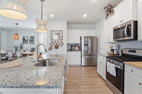 190 E Pinckney Street Summerville SC 29485