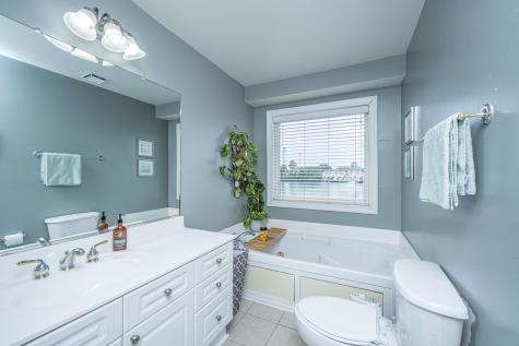 4933 Lake Palmetto Lane North Charleston SC 29418
