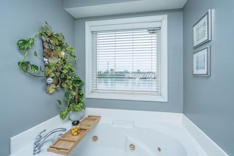 4933 Lake Palmetto Lane North Charleston SC 29418