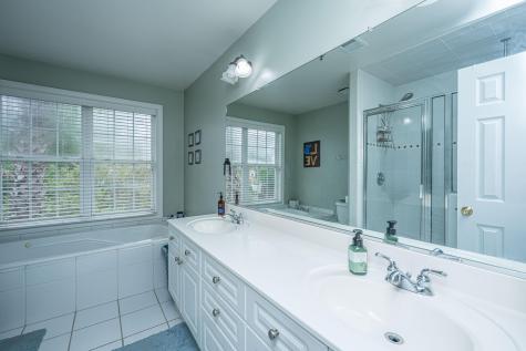 4933 Lake Palmetto Lane North Charleston SC 29418