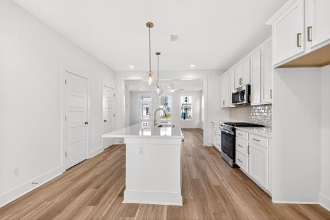 743 Blueway Avenue Summerville SC 29486