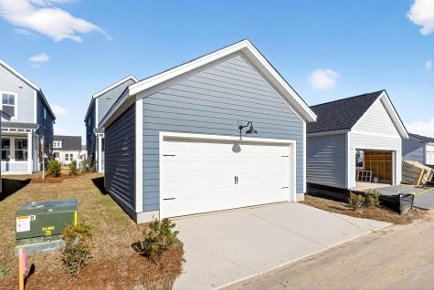 743 Blueway Avenue Summerville SC 29486