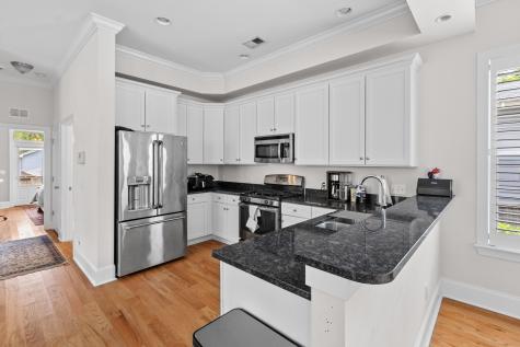 4 Saint Margaret Street Charleston SC 29403