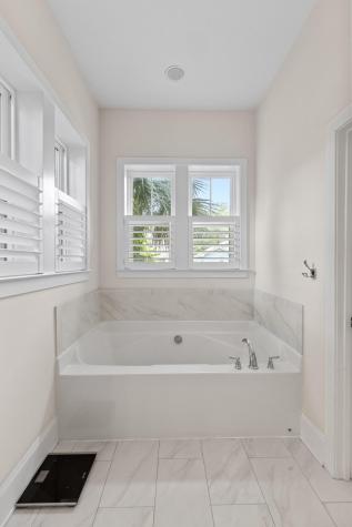 4 Saint Margaret Street Charleston SC 29403