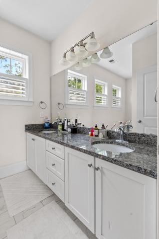 4 Saint Margaret Street Charleston SC 29403