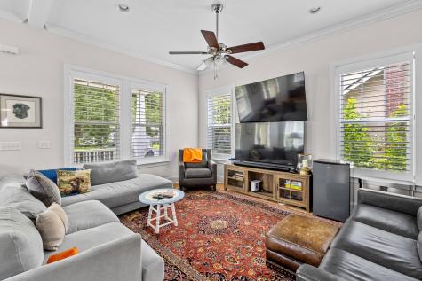 4 Saint Margaret Street Charleston SC 29403