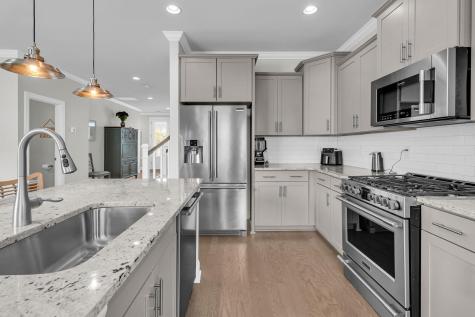 1551 Prince Edward Street Mount Pleasant SC 29466