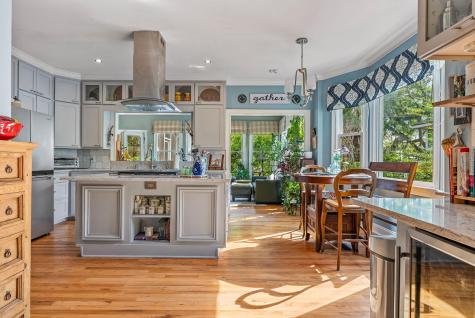 2453 Vaucluse Road Charleston SC 29414