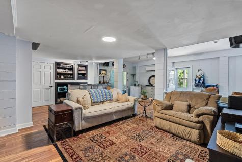 2453 Vaucluse Road Charleston SC 29414