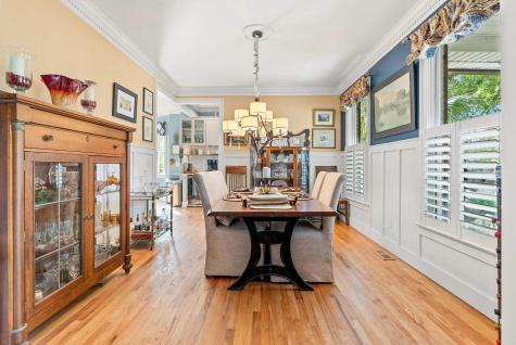 2453 Vaucluse Road Charleston SC 29414