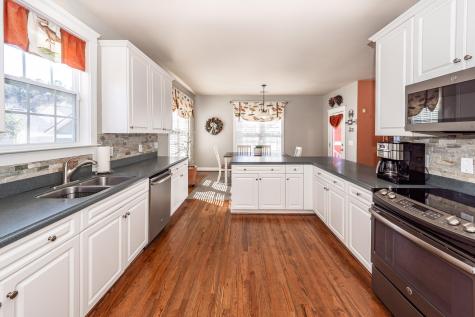 400 Hydrangea Street Summerville SC 29483