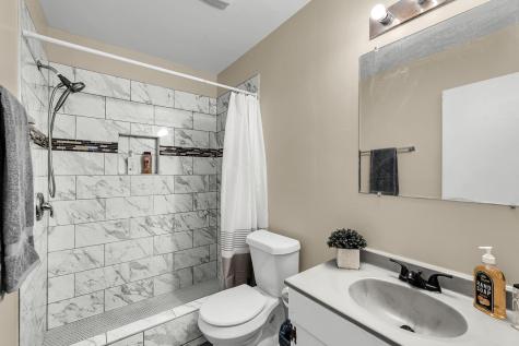 2491 Realm Street North Charleston SC 29406