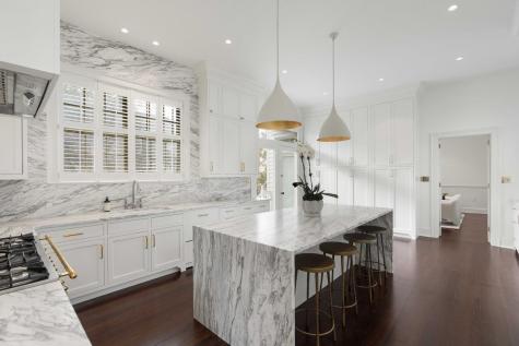 21 New Street Charleston SC 29401