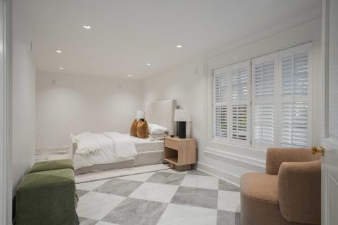 21 New Street Charleston SC 29401