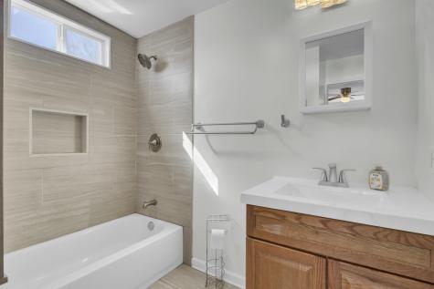 1904 Iris Street North Charleston SC 29405