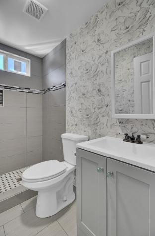 1904 Iris Street North Charleston SC 29405