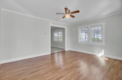 1904 Iris Street North Charleston SC 29405
