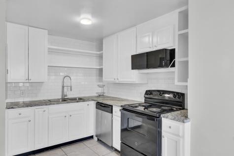 1904 Iris Street North Charleston SC 29405