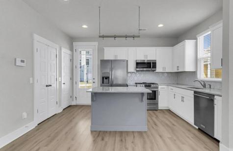 1514 Cuyler Lane North Charleston SC 29405