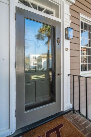 18 Water Street Charleston SC 29401