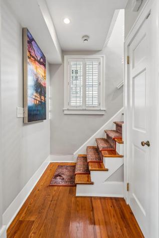 18 Water Street Charleston SC 29401