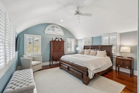 18 Water Street Charleston SC 29401