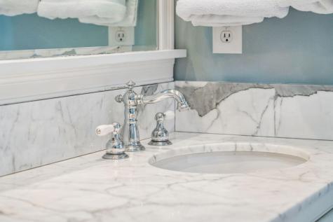 18 Water Street Charleston SC 29401