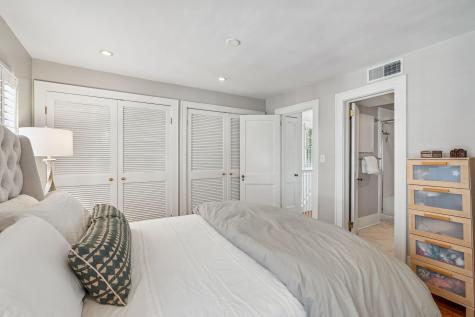 18 Water Street Charleston SC 29401