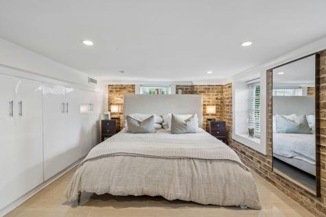 18 Water Street Charleston SC 29401