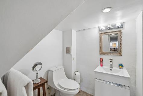 18 Water Street Charleston SC 29401