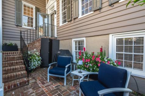 18 Water Street Charleston SC 29401