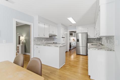 2252 Forest Lakes Boulevard Charleston SC 29414