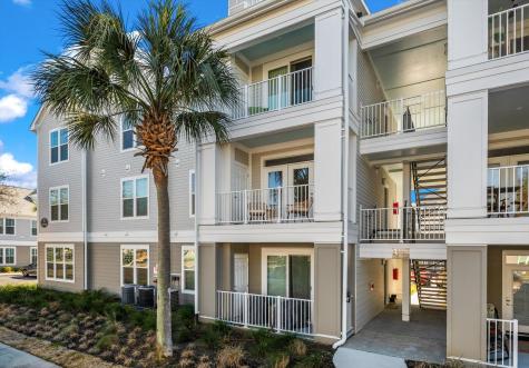 130 River Landing Drive Daniel Island SC 29492