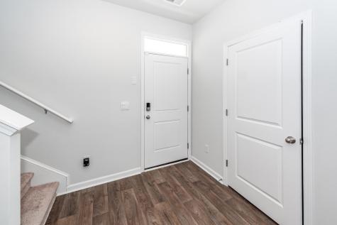 179 Cloverleaf Street Summerville SC 29483