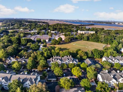 45 Sycamore Avenue Charleston SC 29407