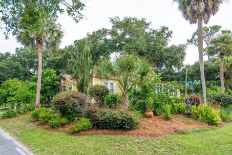 120 W Hudson Avenue Folly Beach SC 29439
