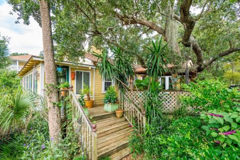 120 W Hudson Avenue Folly Beach SC 29439