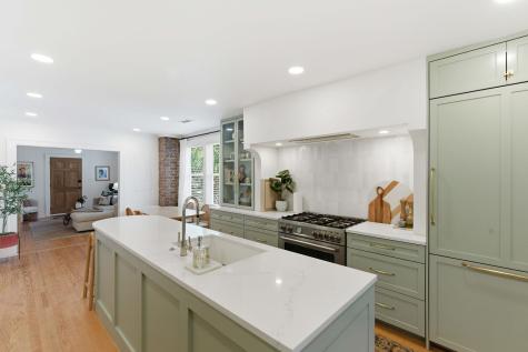 35 Moultrie Street Charleston SC 29403