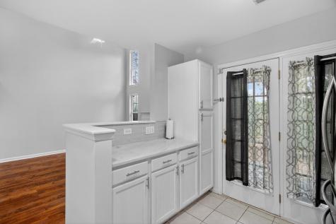 1004 Yellow Hawthorn Summerville SC 29483