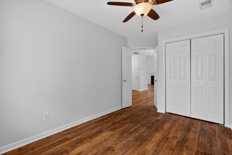 1004 Yellow Hawthorn Summerville SC 29483