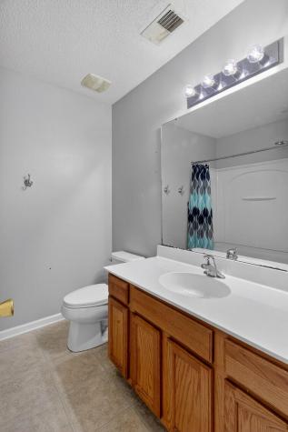 1004 Yellow Hawthorn Summerville SC 29483