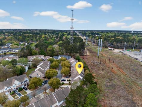 1004 Yellow Hawthorn Summerville SC 29483