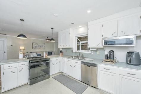 5310 Helene Drive North Charleston SC 29418