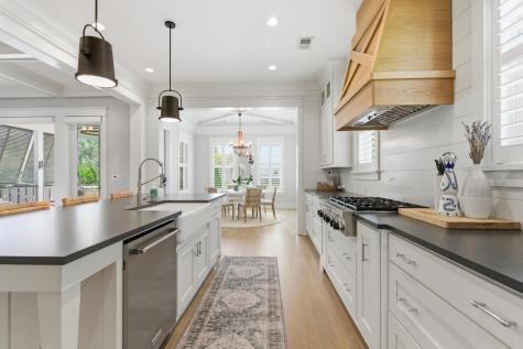 536 Lesesne Street Charleston SC 29492