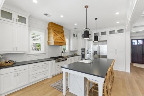 536 Lesesne Street Charleston SC 29492