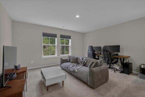 63 Red Bluff Street Summerville SC 29483