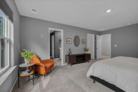 63 Red Bluff Street Summerville SC 29483