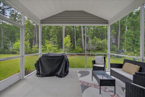 63 Red Bluff Street Summerville SC 29483