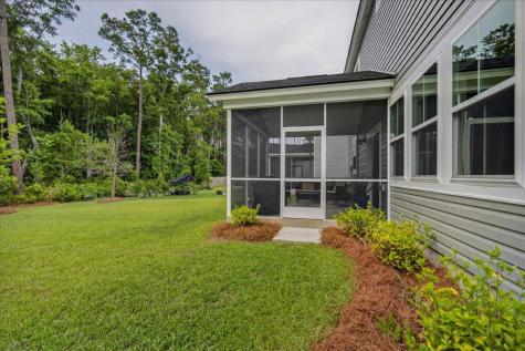 63 Red Bluff Street Summerville SC 29483